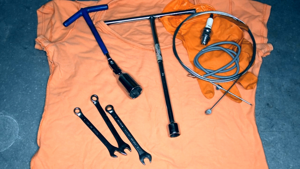 ATTREZZI IMMANCABILI DA AVERE IN VESPA