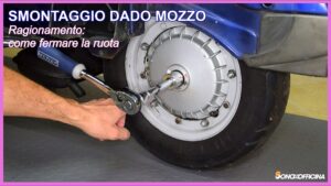 Dimostrazione pratica metodo ORA manutenzione Vespa